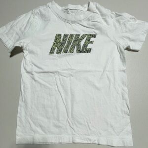 Boy’s White Nike Short Sleeve Shirt Size Small